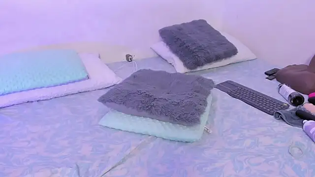 crystalvazquez's cam snapshot