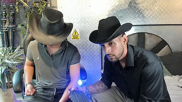 MarcoVitto live sex cam