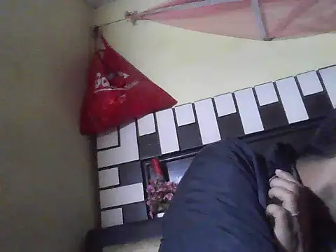 Stubborndesiboy live sex cam