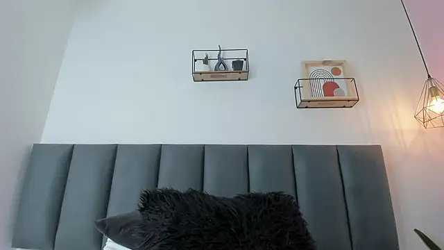 MaraOwen_'s cam snapshot