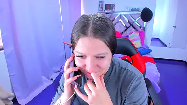 Luna_Analya's cam snapshot