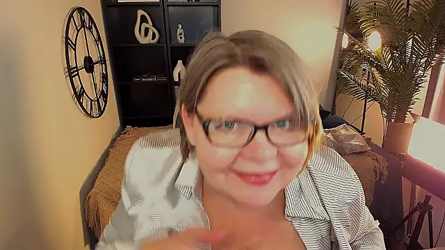 Shannonshine's cam snapshot