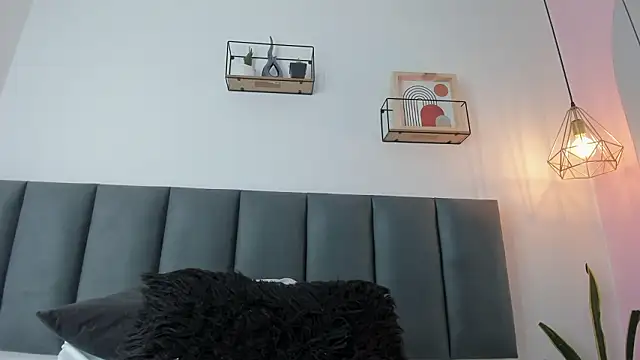 MaraOwen_'s cam snapshot