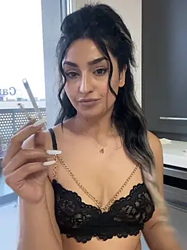 Mia_spicyy's cam snapshot