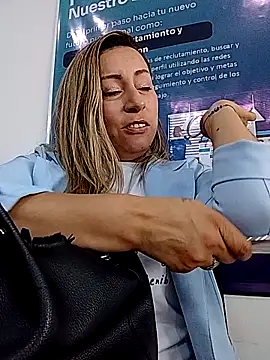 Katalina_S3xy's cam snapshot