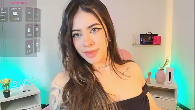 Alice_Vixen's cam snapshot