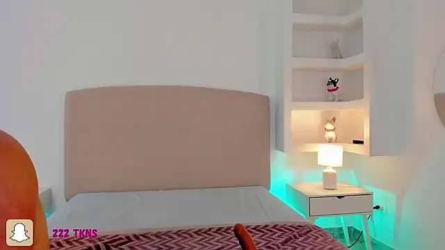 nathalynbarnes's cam snapshot