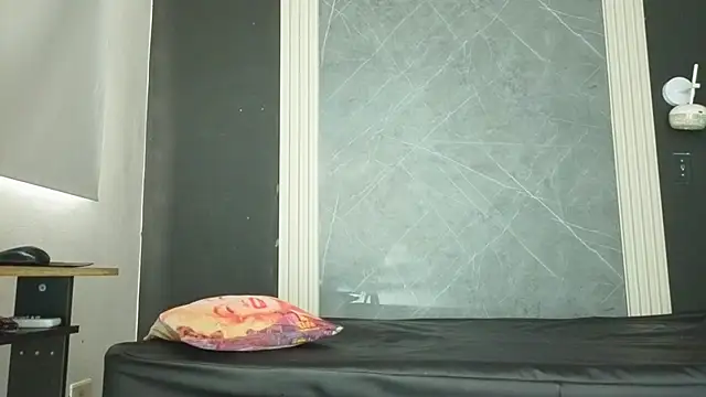 YummyDuooo's cam snapshot