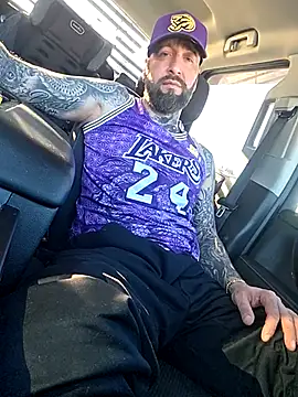 Beardedtattood live sex cam