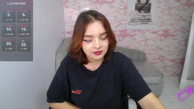 mia_foster_t's cam snapshot