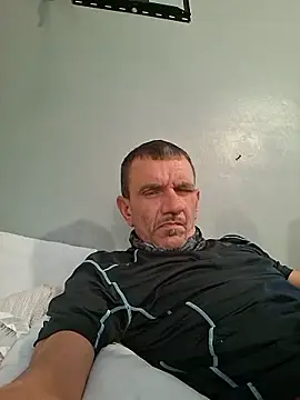 Cottingham419's cam snapshot