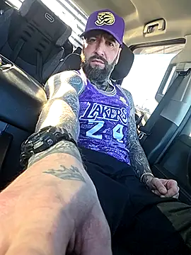 Beardedtattood live sex cam