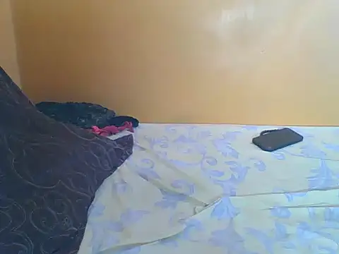 Prettyblackgal's cam snapshot