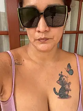 LISA_BULLOCK_ live sex cam