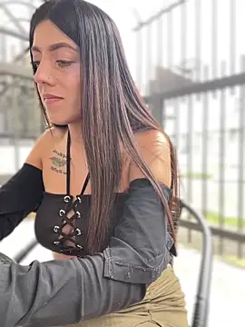 ElectraPink_'s cam snapshot