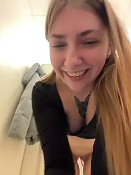 Sunny___Bunny's cam snapshot