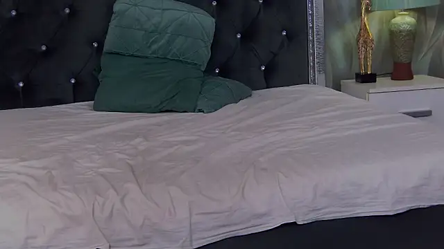 NicoleWeslley's cam snapshot