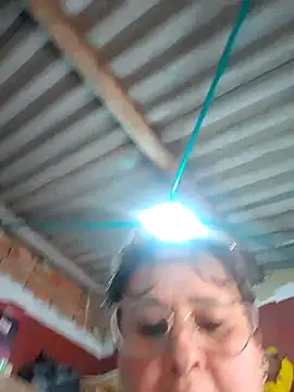 Sasharosee2's cam snapshot