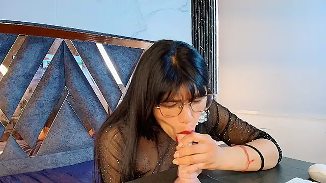 EsmeraldaChantre's cam snapshot