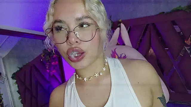 Haelycute's cam snapshot