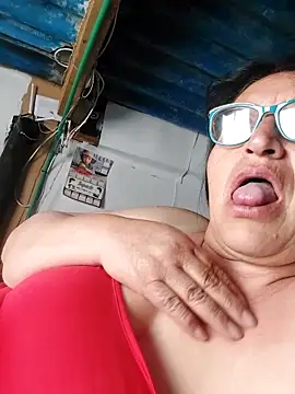 clarita_01's cam snapshot