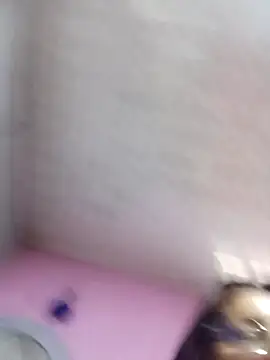 Katy_baby_'s cam snapshot