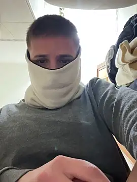 petiteyanel live sex cam