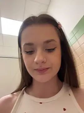 KittyQueeny's cam snapshot