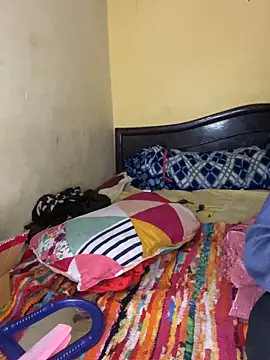 CUTI-NAINA's cam snapshot