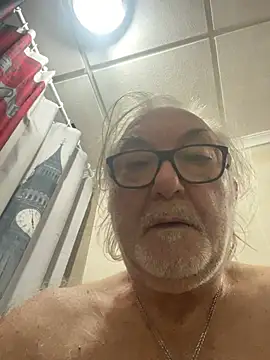 EroticVenetian's cam snapshot