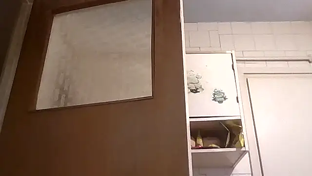 mariusica1@xh's cam snapshot