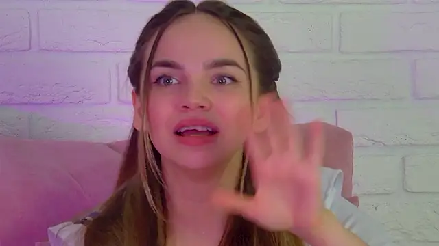 AnitaVenture's cam snapshot