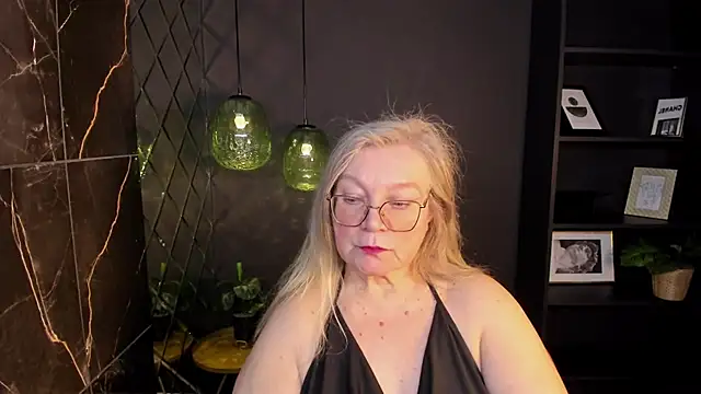 NataliMellow's cam snapshot