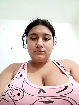 Sara_y_Amy's cam snapshot