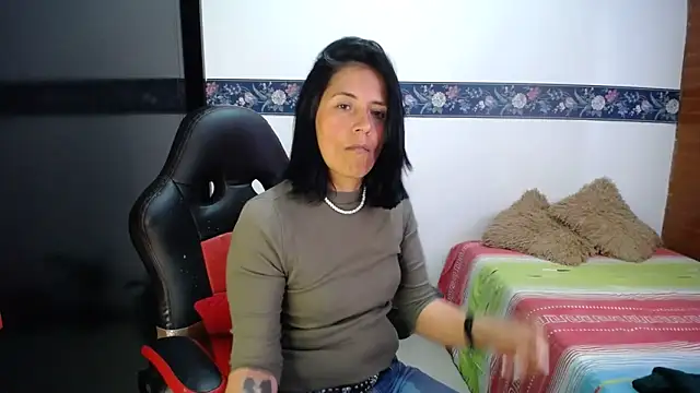 sharoon_cheerry's cam snapshot