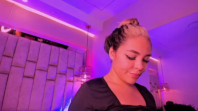 VioletaAbel's cam snapshot