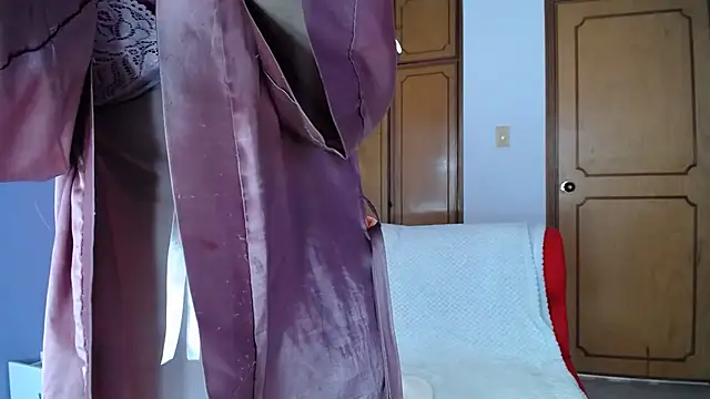 sophia_ny's cam snapshot