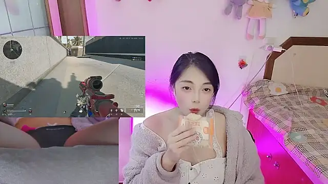 Song_99's cam snapshot