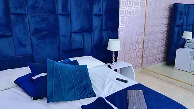 Emaa_Vega's cam snapshot