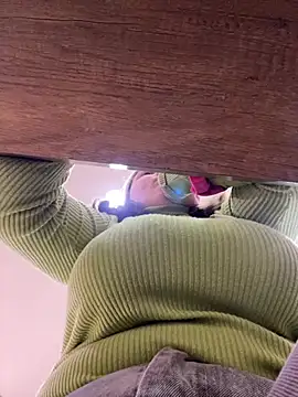 KateBurlesk's cam snapshot