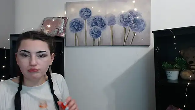 TurnMe_On's cam snapshot