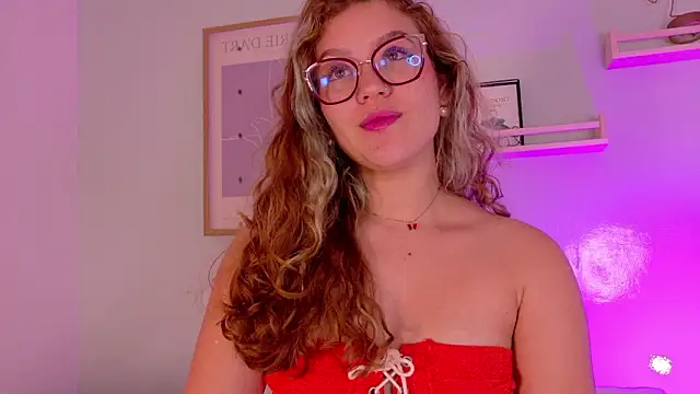 BelaMiller_'s cam snapshot