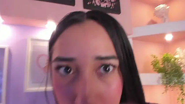 IsabellaaHill_'s cam snapshot