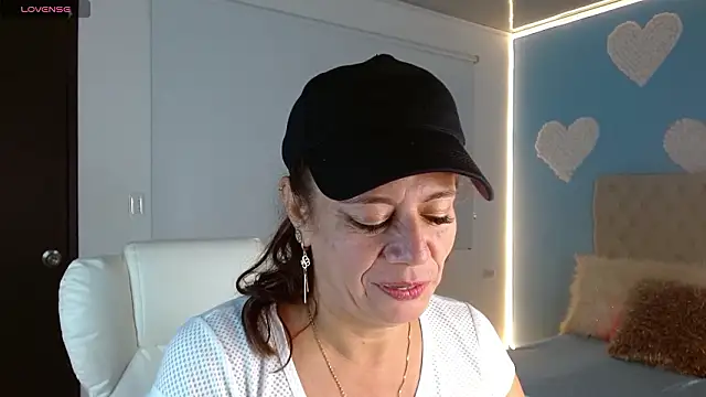 channelsmith_55's cam snapshot