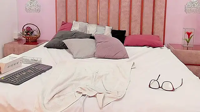 RebecaThomson's cam snapshot