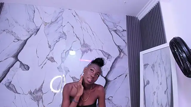 NatalieStarkx's cam snapshot