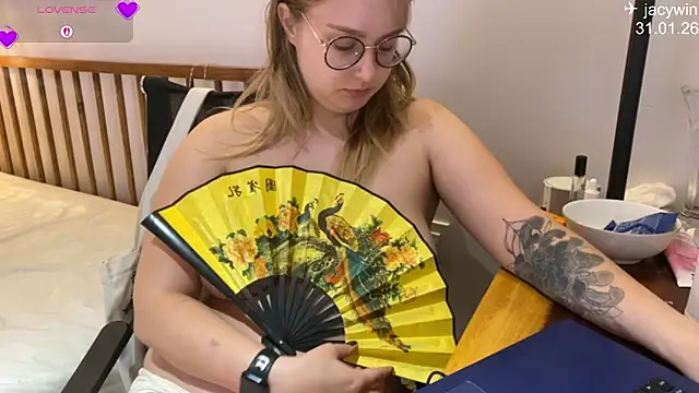 JacyWinslat's cam snapshot