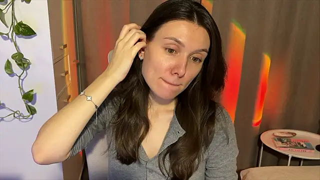 ameliahenderson's cam snapshot