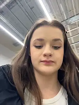 KittyQueeny's cam snapshot