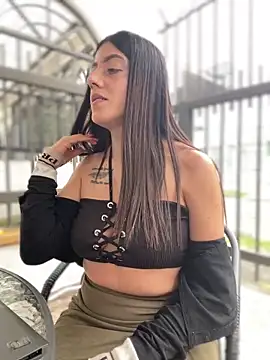 ElectraPink_'s cam snapshot